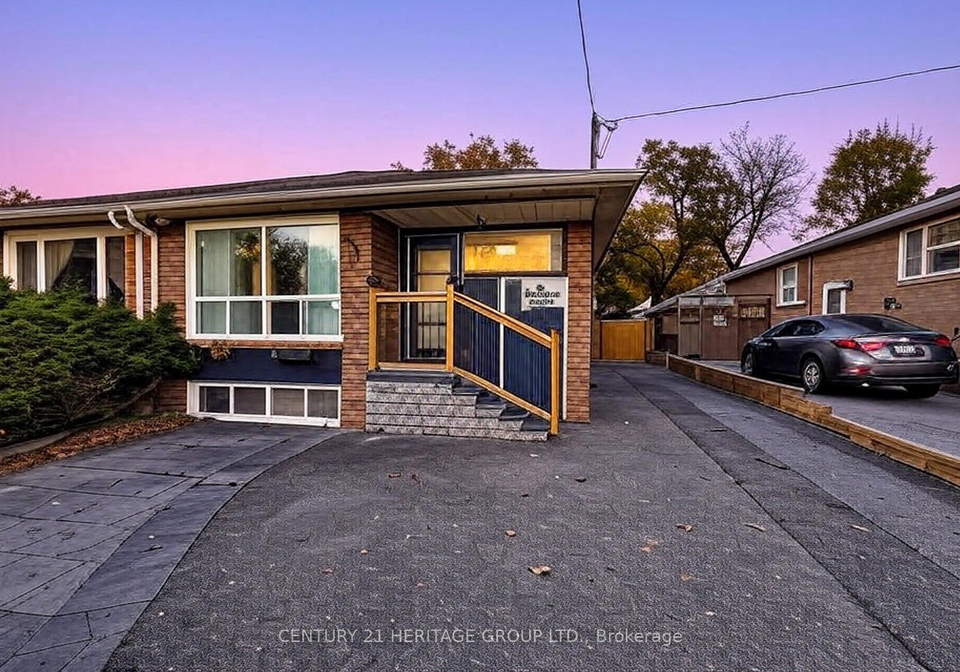 82-harrison-drive-newmarket-ontario-n12616786
