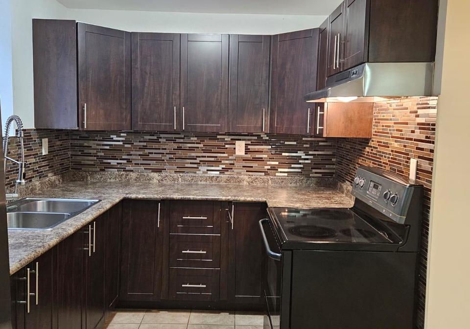 178-keffer-circle-newmarket-ontario-n12616796