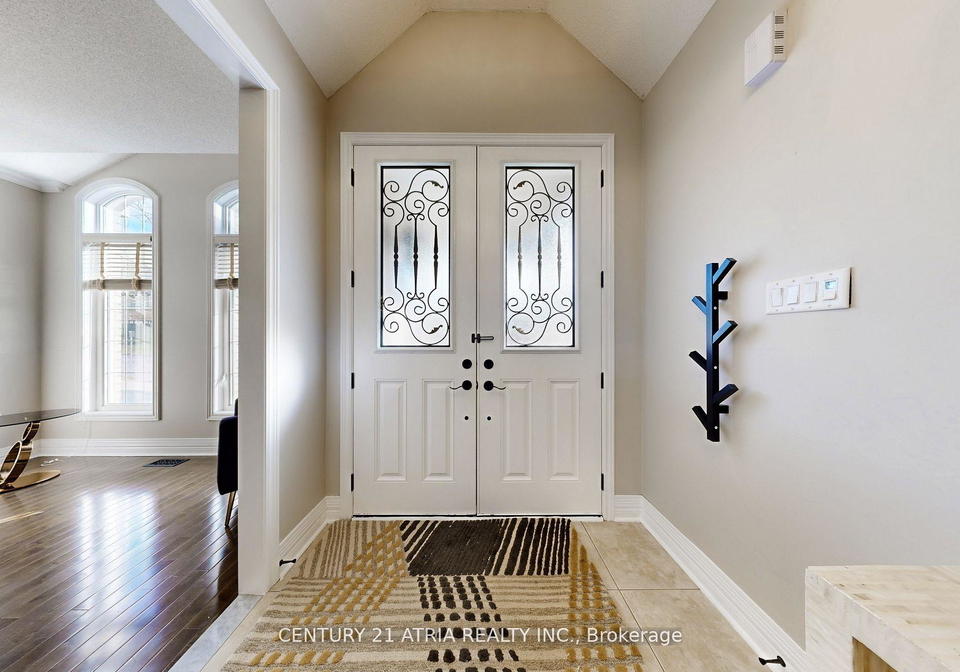 490-kwapis-boulevard-newmarket-ontario-n12617014