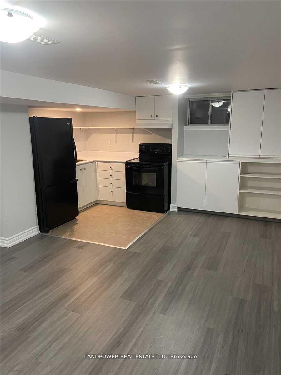 81-lawrence-avenue-richmond-hill-ontario-n12617172