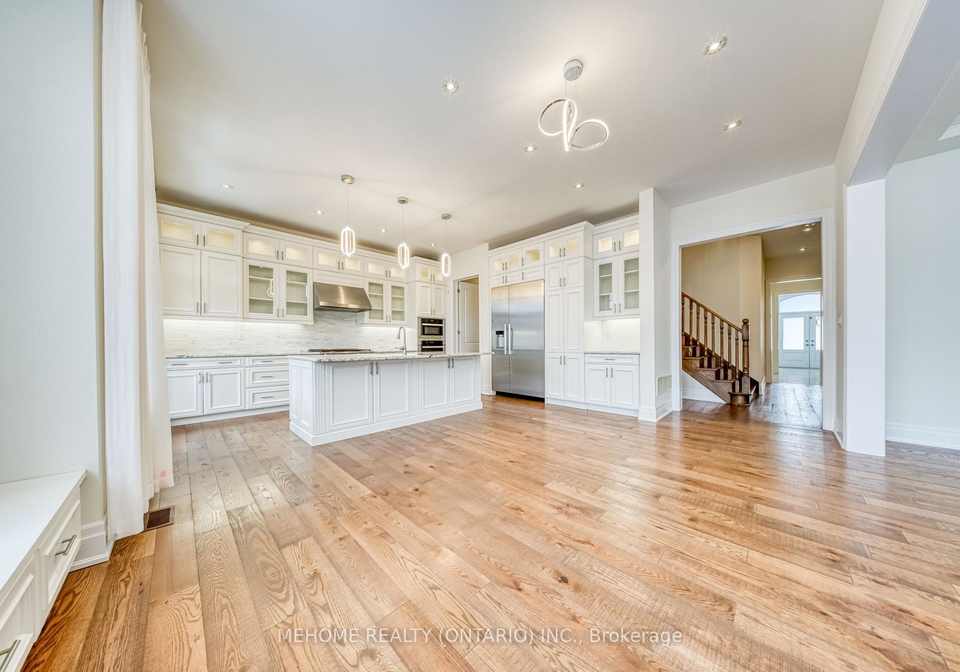 51-bridgepointe-court-aurora-ontario-n12617356
