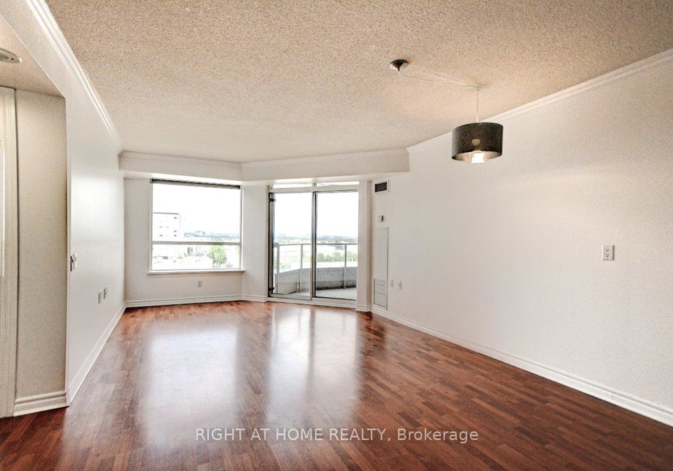 9015-leslie-street-richmond-hill-ontario-n12620976