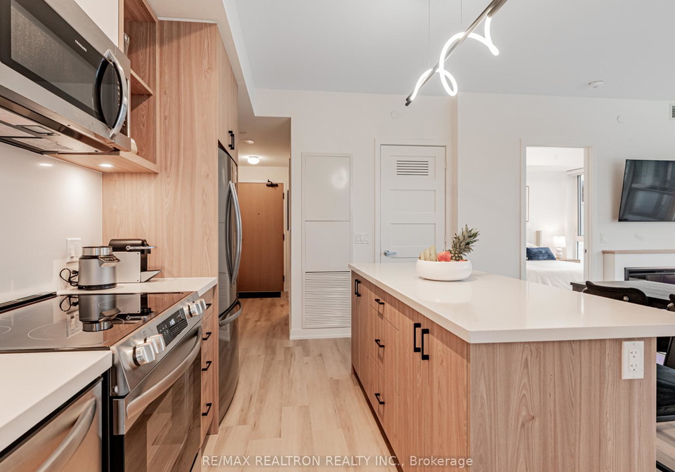 333-sunseeker-avenue-innisfil-ontario-n12627484