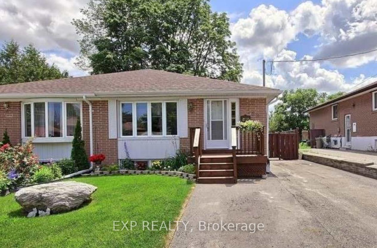 256-silverbirch-drive-newmarket-ontario-n12627610