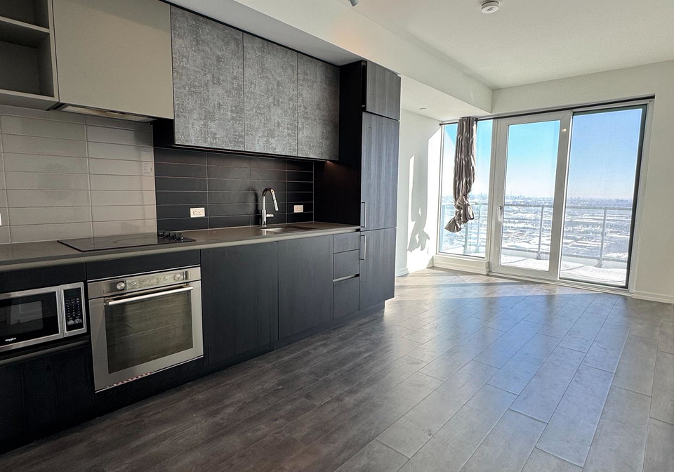 1000-portage-parkway-vaughan-ontario-n12627650