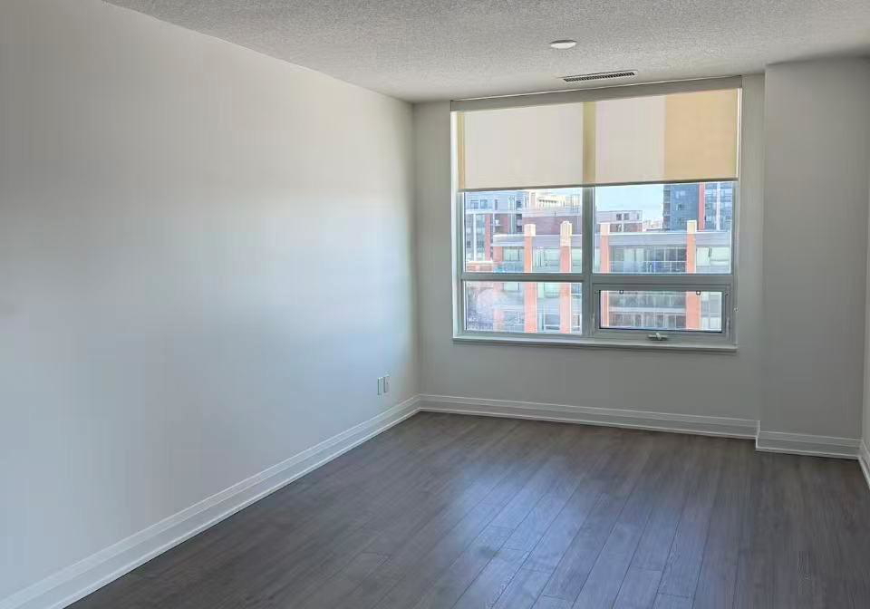 15-water-walk-drive-markham-ontario-n12629166