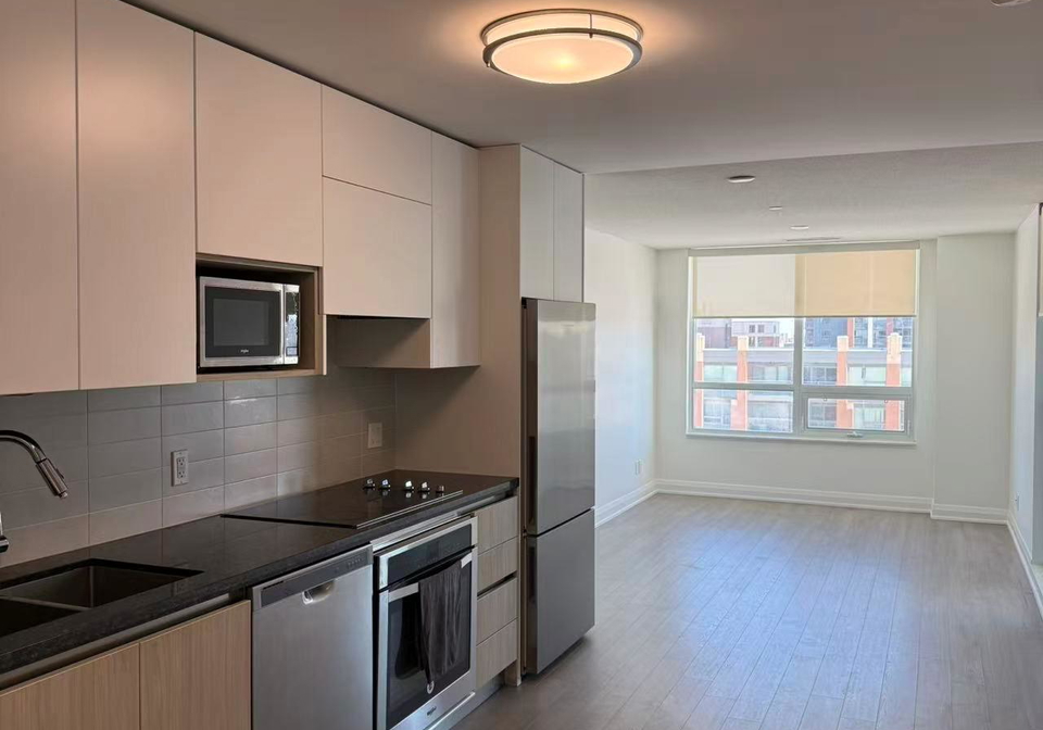 15-water-walk-drive-markham-ontario-n12629166