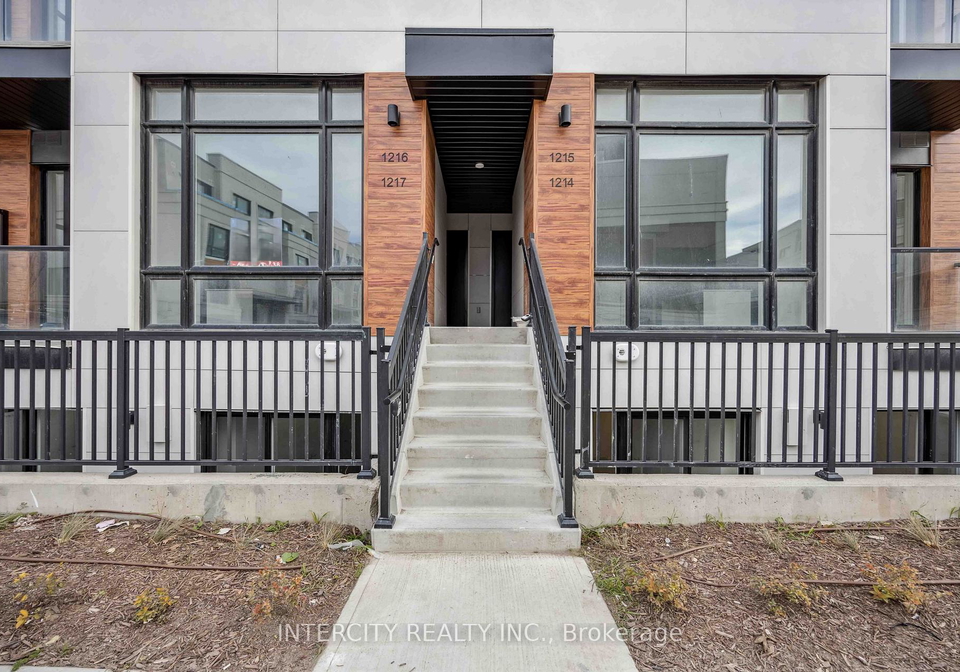 8-david-eyer-road-richmond-hill-ontario-n12629922