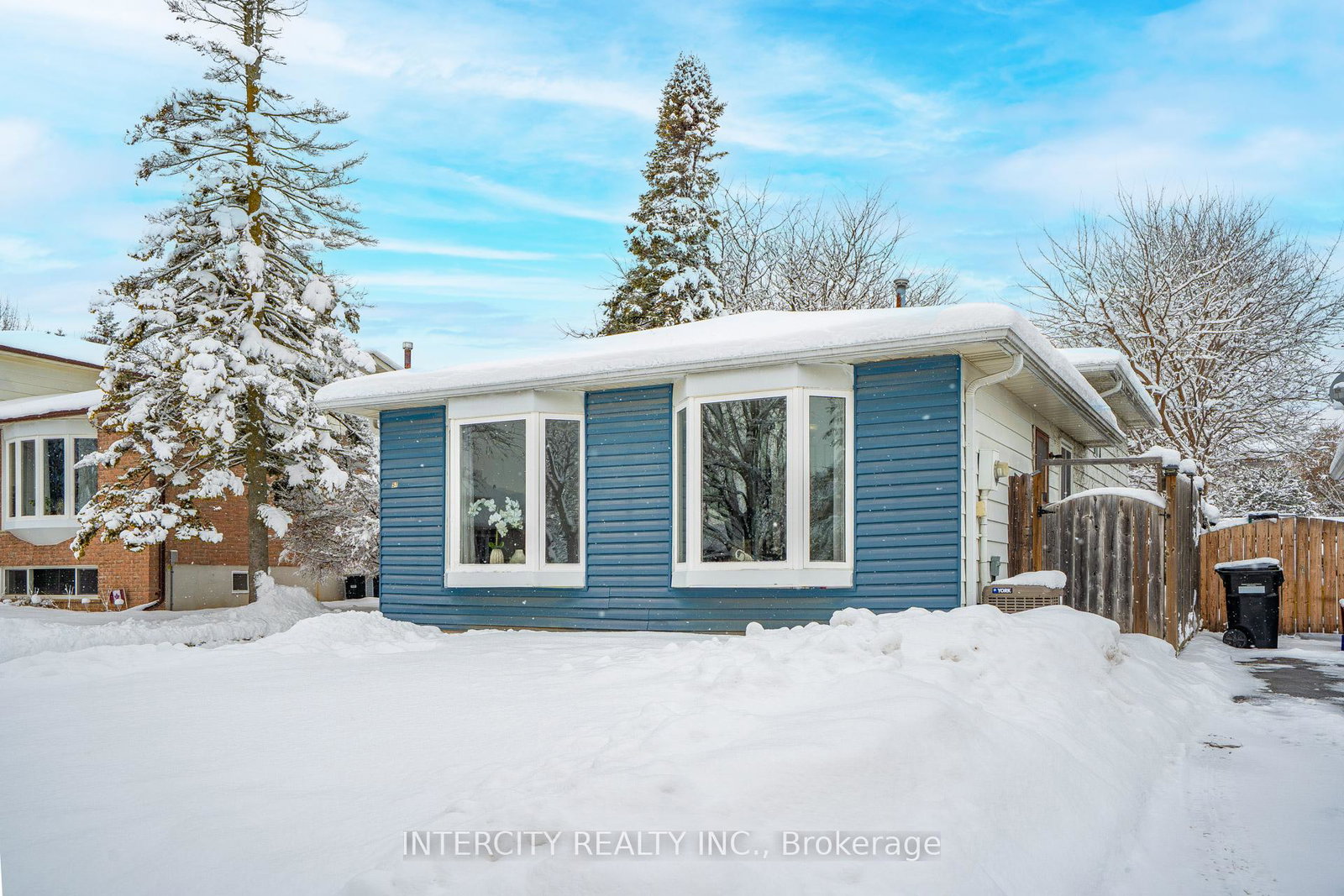 57-valleyview-crescent-bradford-west-gwillimbury-ontario-n12630058