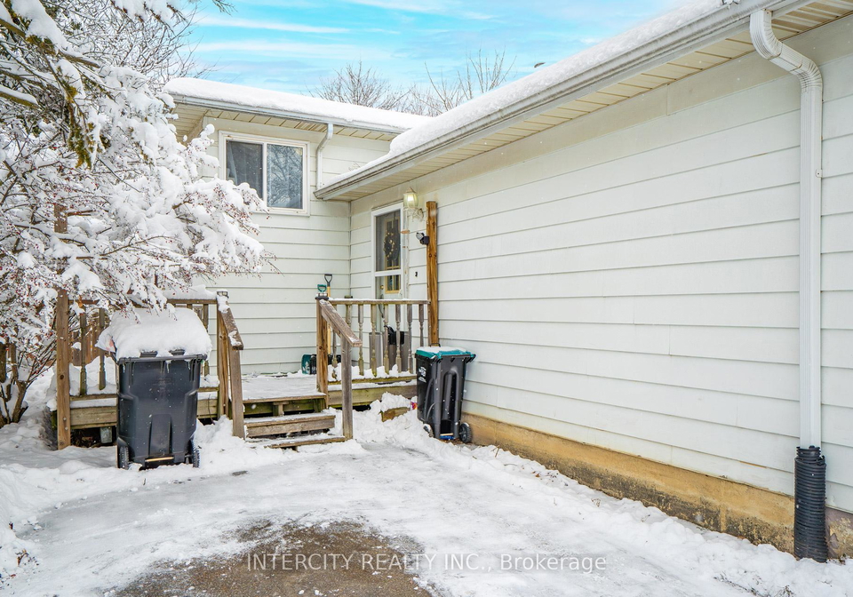 57-valleyview-crescent-bradford-west-gwillimbury-ontario-n12630058
