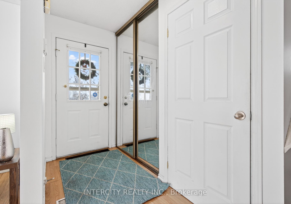 57-valleyview-crescent-bradford-west-gwillimbury-ontario-n12630058