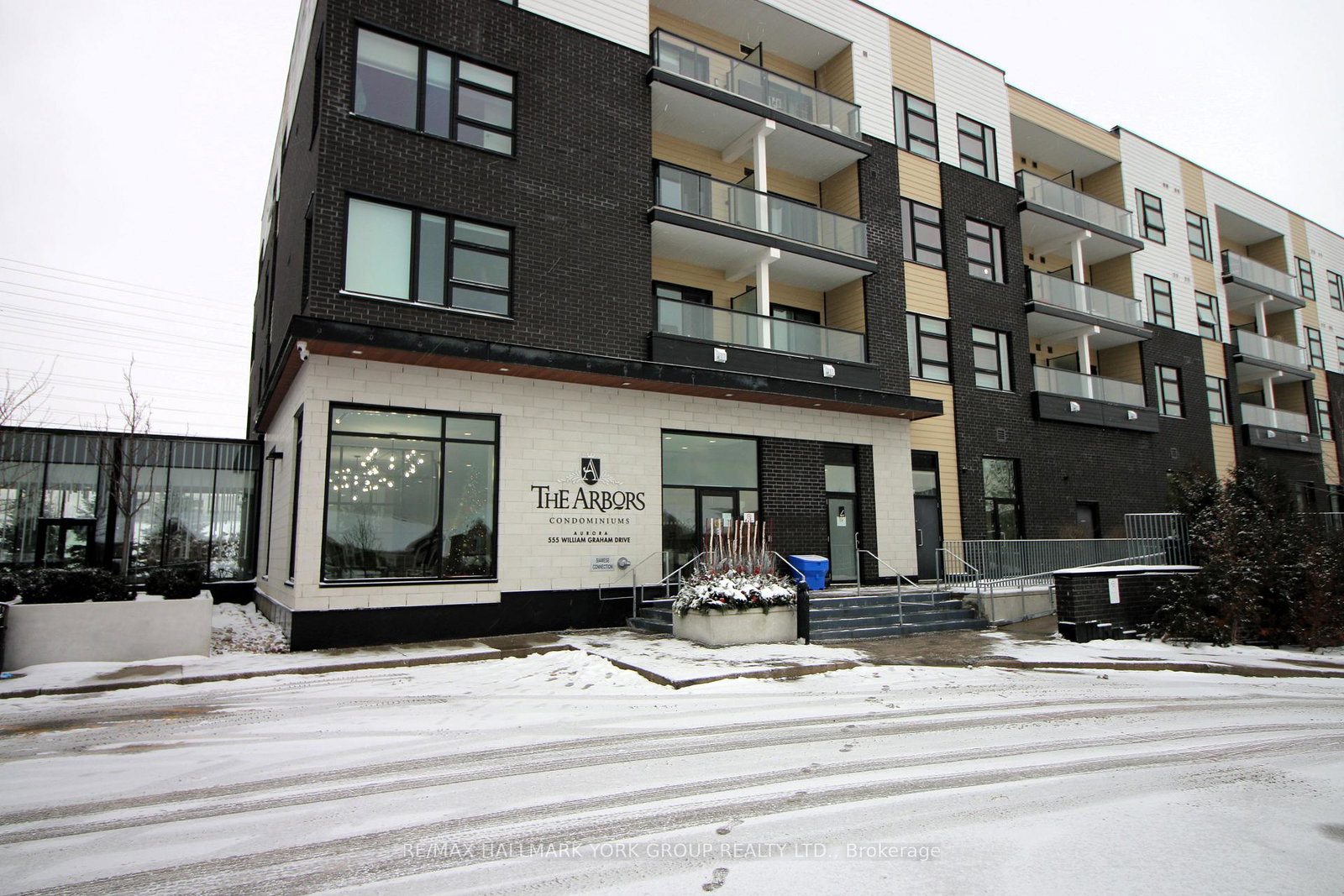 555-william-graham-drive-aurora-ontario-n12630526