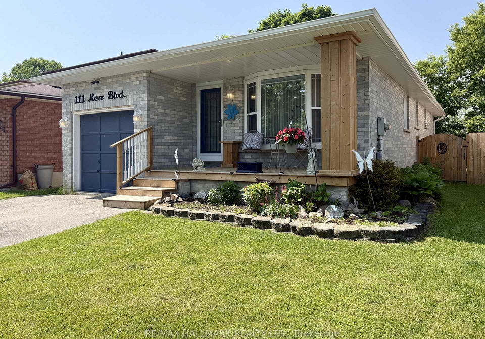 111-kerr-boulevard-new-tecumseth-ontario-n12631920