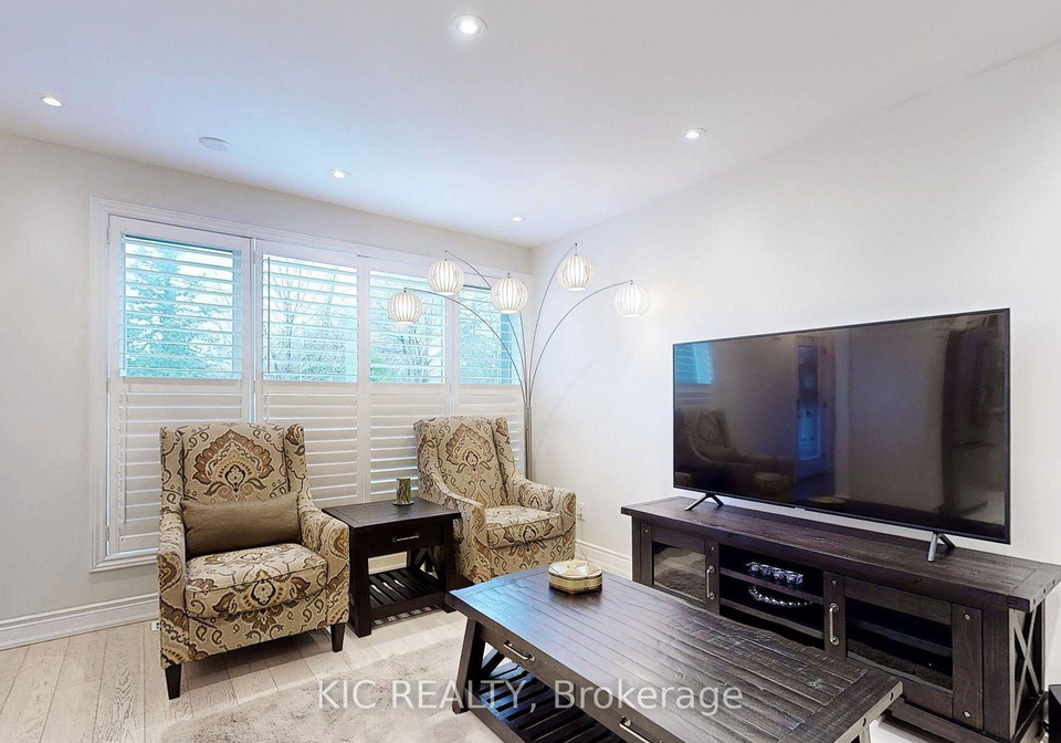 226-browndale-crescent-richmond-hill-ontario-n12631950
