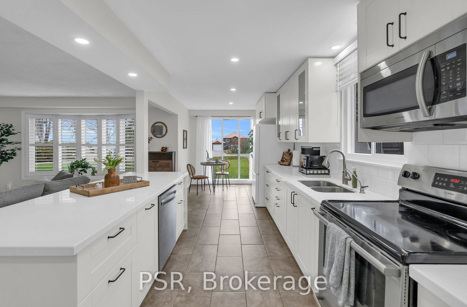 7-water-fringe-drive-georgina-ontario-n12633430