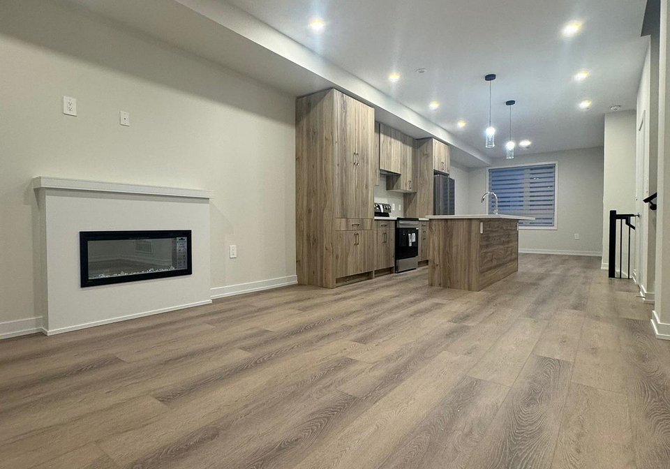 24-lewis-craigie-lane-richmond-hill-ontario-n12635550