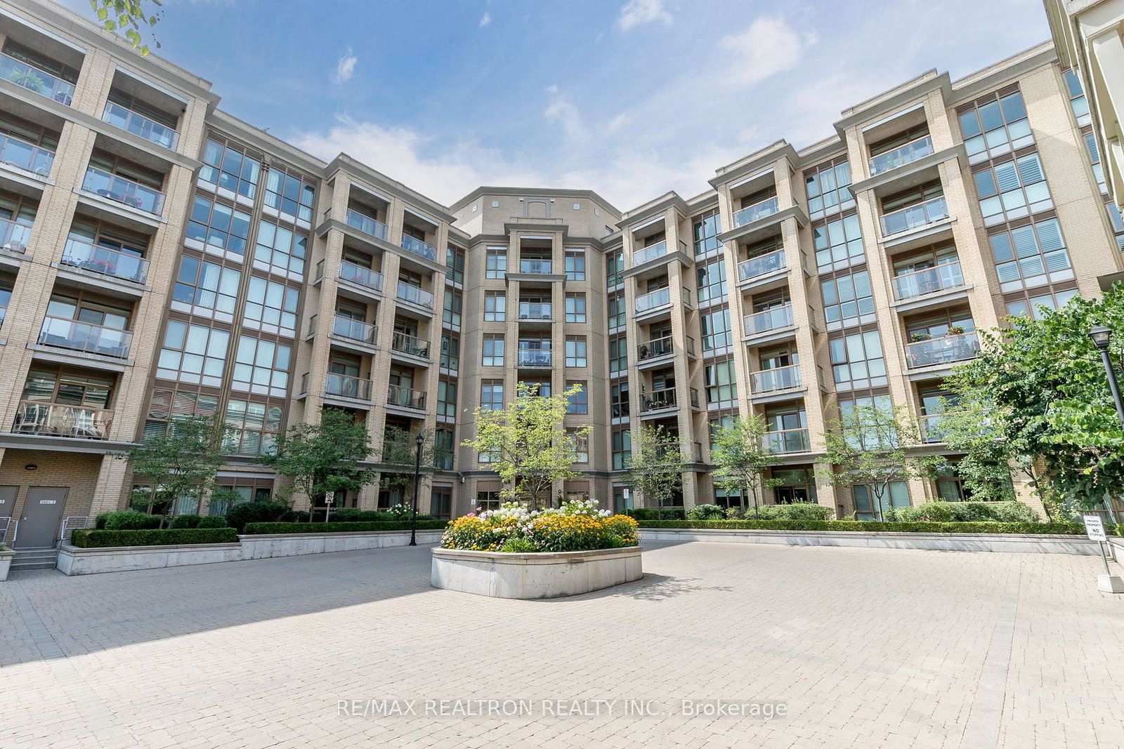 68-main-street-n-markham-ontario-n12637040