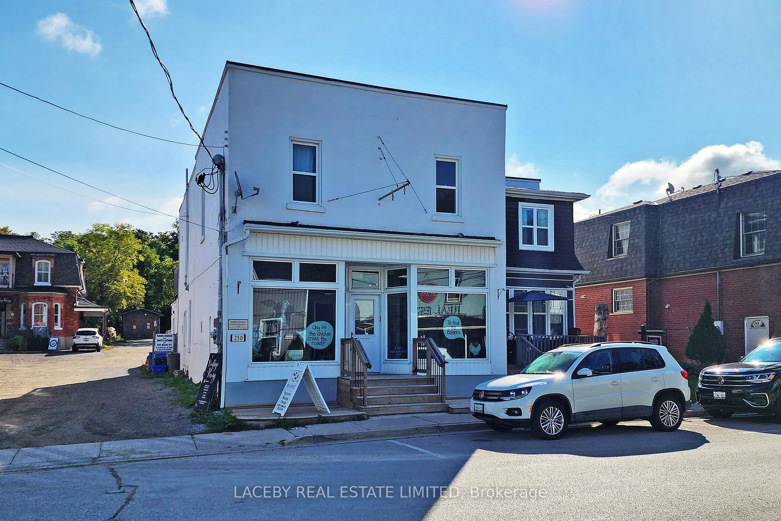 250-main-street-king-ontario-n12637954