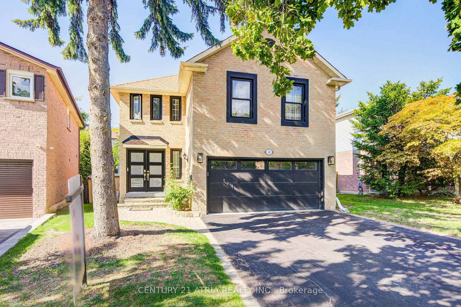 18-park-lane-circle-richmond-hill-ontario-n12638054