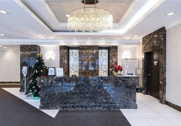 370-highway-7-road-e-richmond-hill-ontario-n12638460