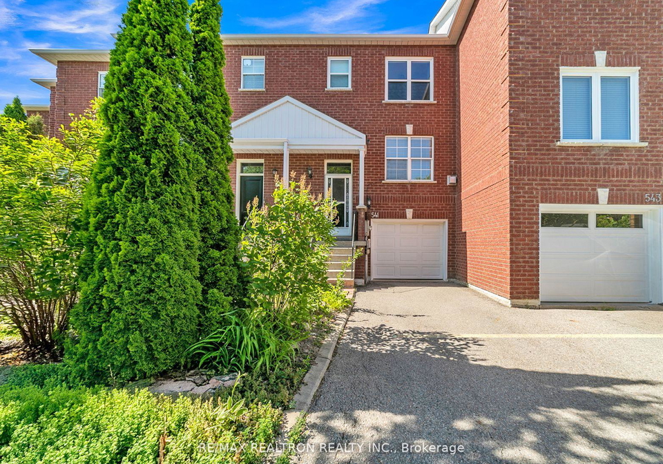 541-bondi-avenue-newmarket-ontario-n12639648