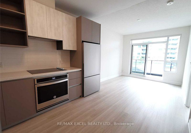 396-highway-7-e-richmond-hill-ontario-n12640116