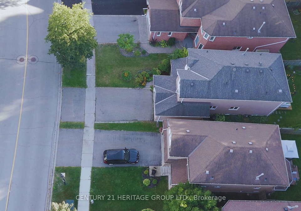 398-carruthers-avenue-newmarket-ontario-n12640750