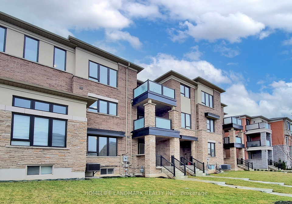 47-sparks-street-aurora-ontario-n12640950
