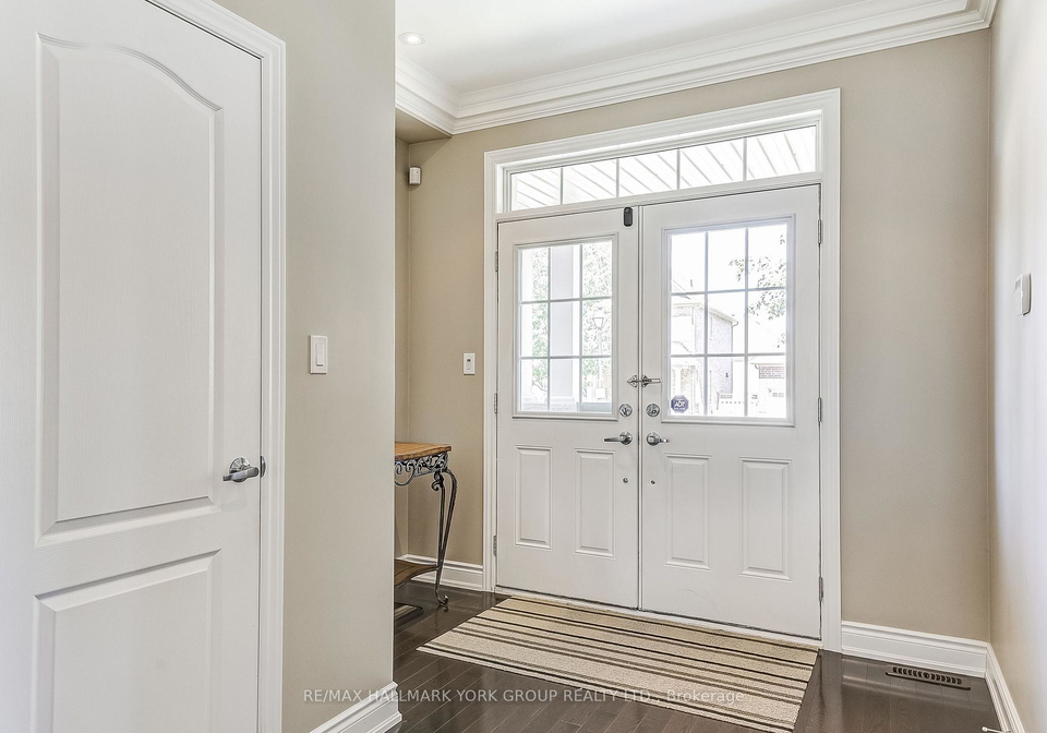 1022-sherman-brock-circle-newmarket-ontario-n12641166