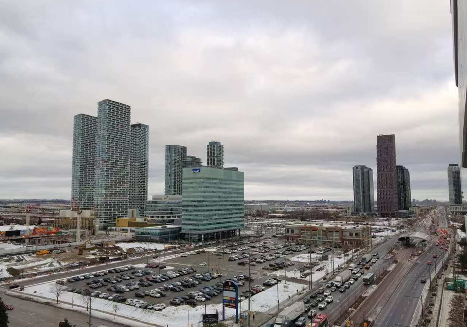 8-interchange-way-vaughan-ontario-n12641466