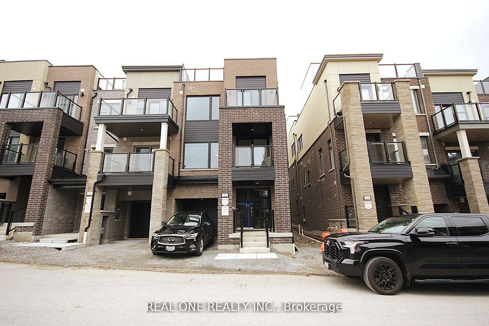 11-gothenburg-lane-markham-ontario-n12641474
