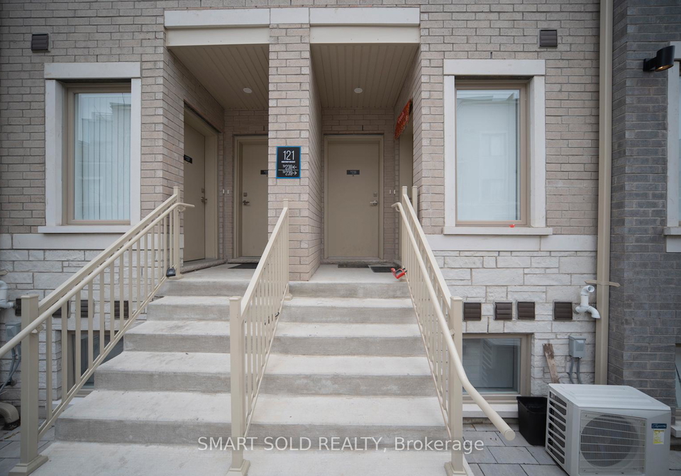 121-honeycrisp-crescent-vaughan-ontario-n12642368