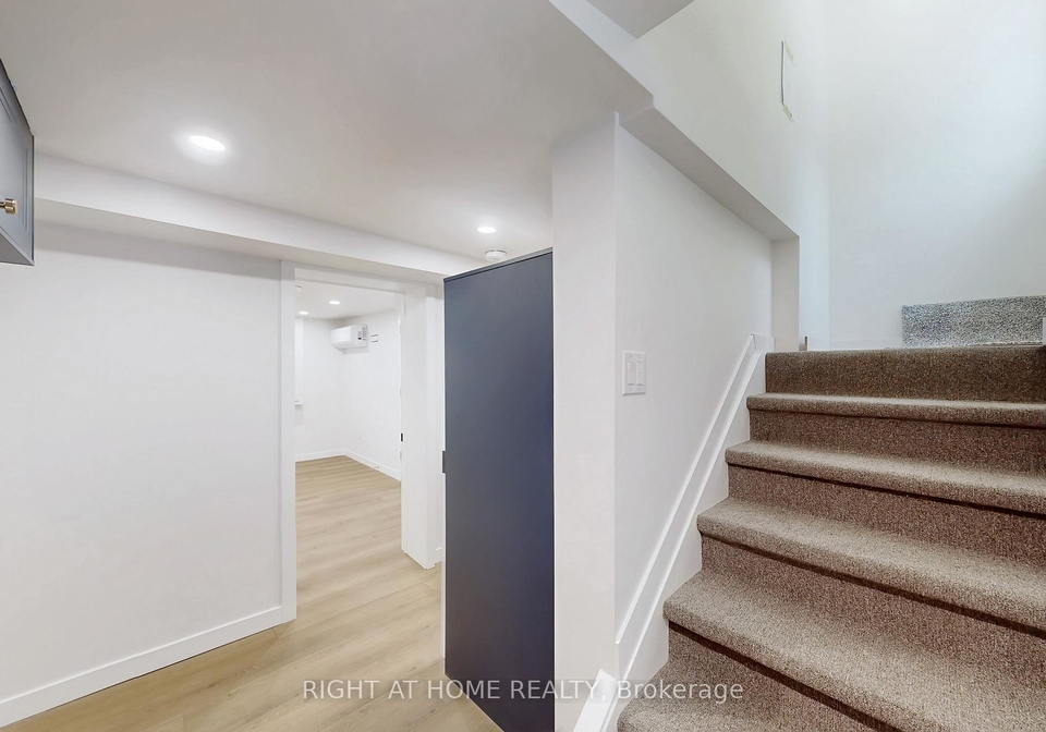 333-millard-avenue-newmarket-ontario-n12642878