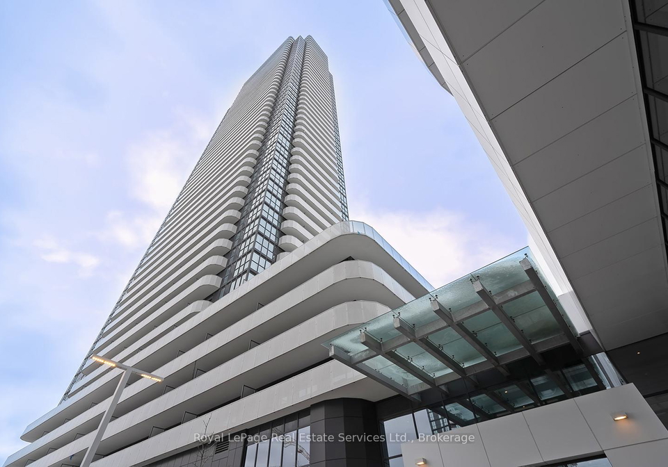 8-interchange-way-vaughan-ontario-n12643070