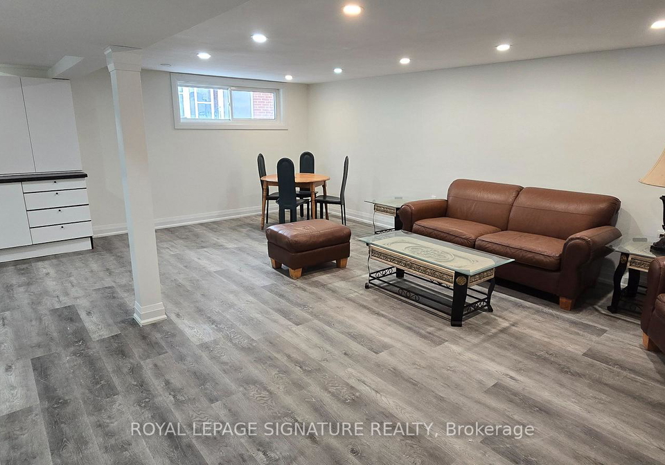 383-fernleigh-circle-n-richmond-hill-ontario-n12643800