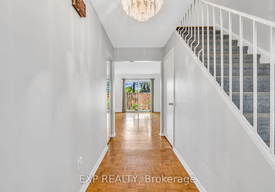 22-niles-way-markham-ontario-n12644376