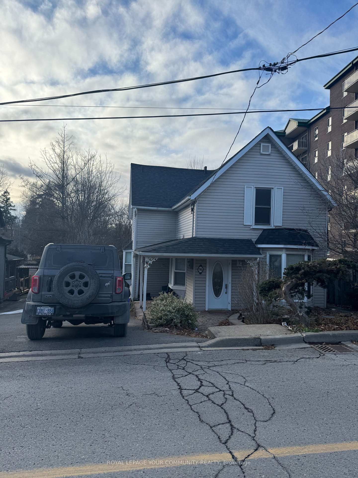 96-gurnett-street-aurora-ontario-n12644770