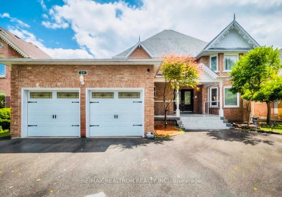 19-grovepark-street-richmond-hill-ontario-n12645560