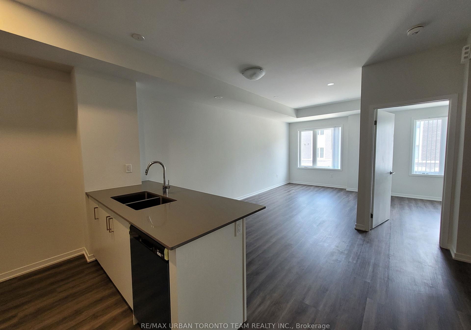131-honeycrisp-crescent-vaughan-ontario-n12646502