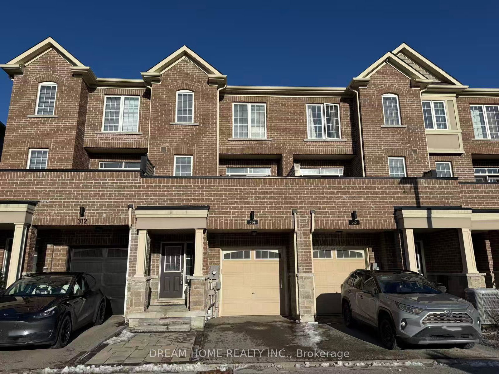 314-clay-stones-street-newmarket-ontario-n12647018