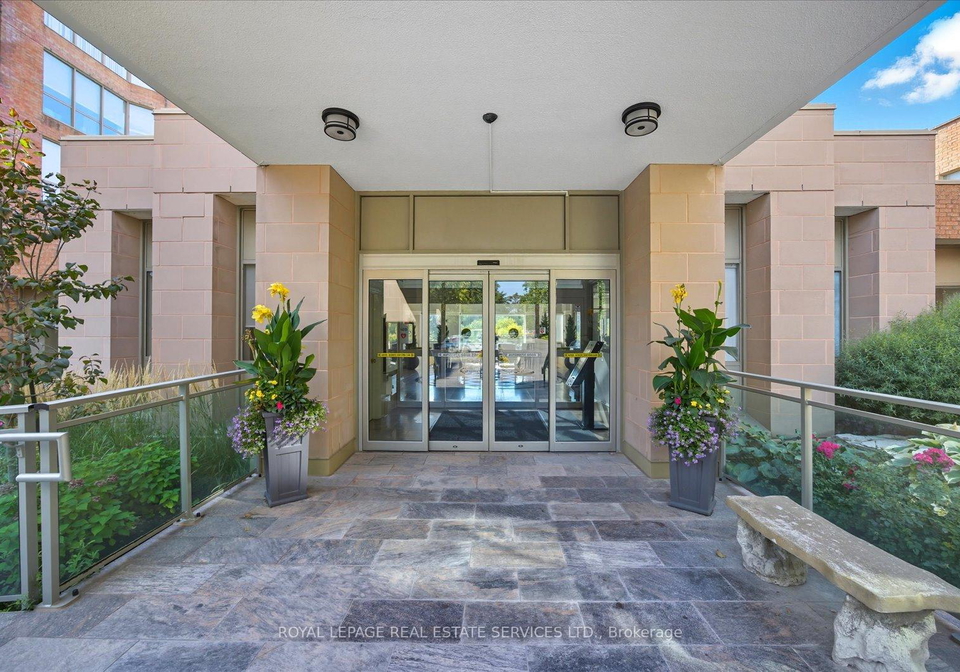 14924-yonge-street-aurora-ontario-n12647142