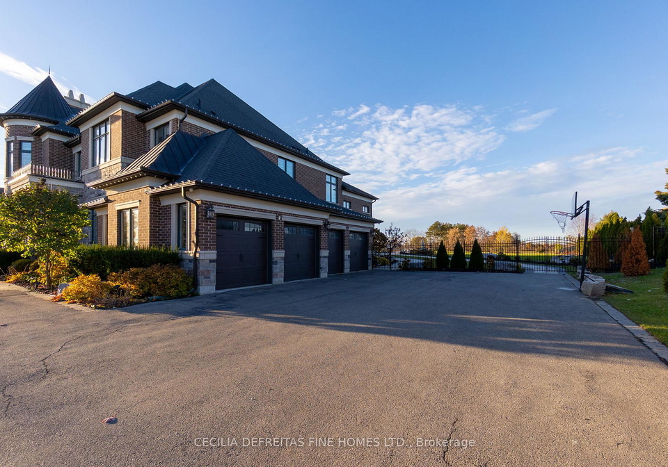 78-mizuno-crescent-vaughan-ontario-n12647362