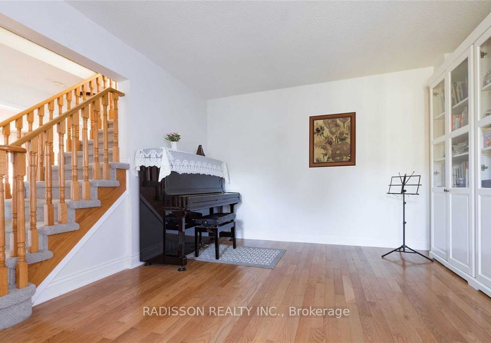 84-tomlinson-circle-markham-ontario-n12647456