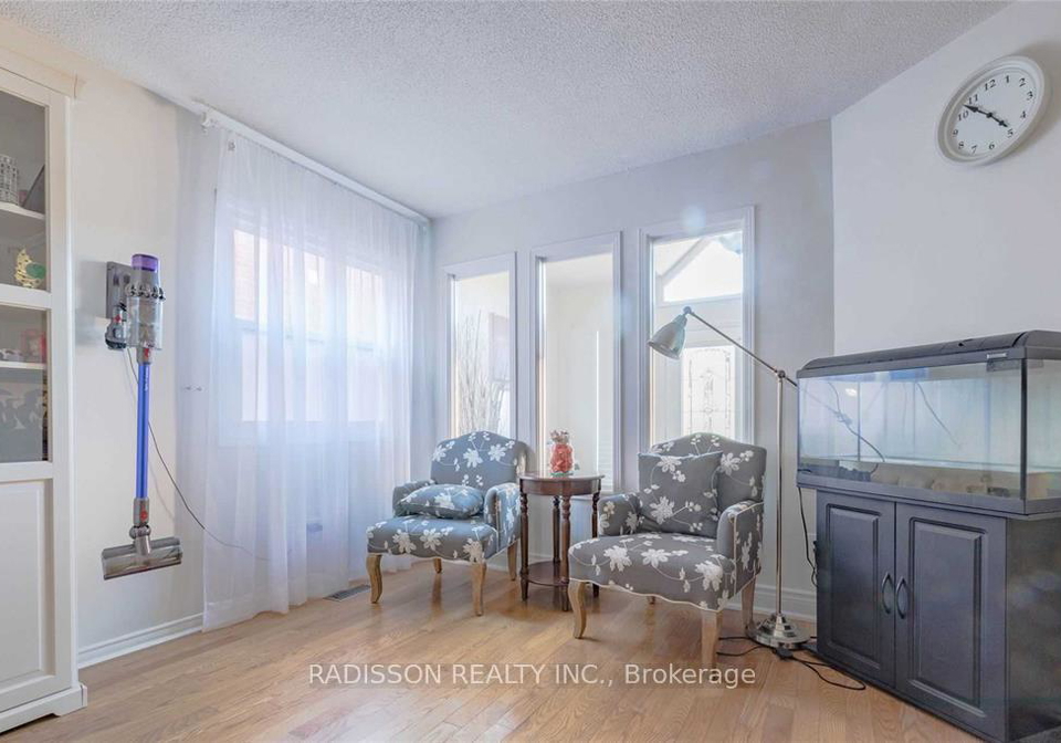 84-tomlinson-circle-markham-ontario-n12647456