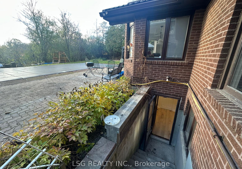 12-brooklet-court-markham-ontario-n12648002
