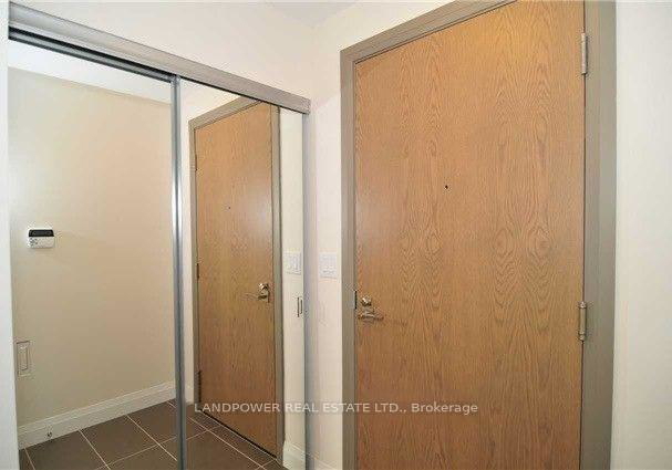 18-uptown-drive-markham-ontario-n12649072