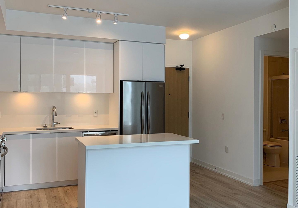 333-sunseeker-avenue-innisfil-ontario-n12649358