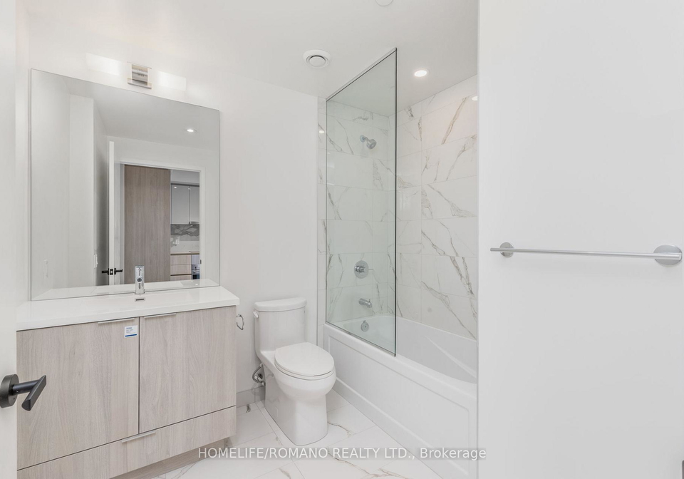 8-interchange-way-vaughan-ontario-n12649742