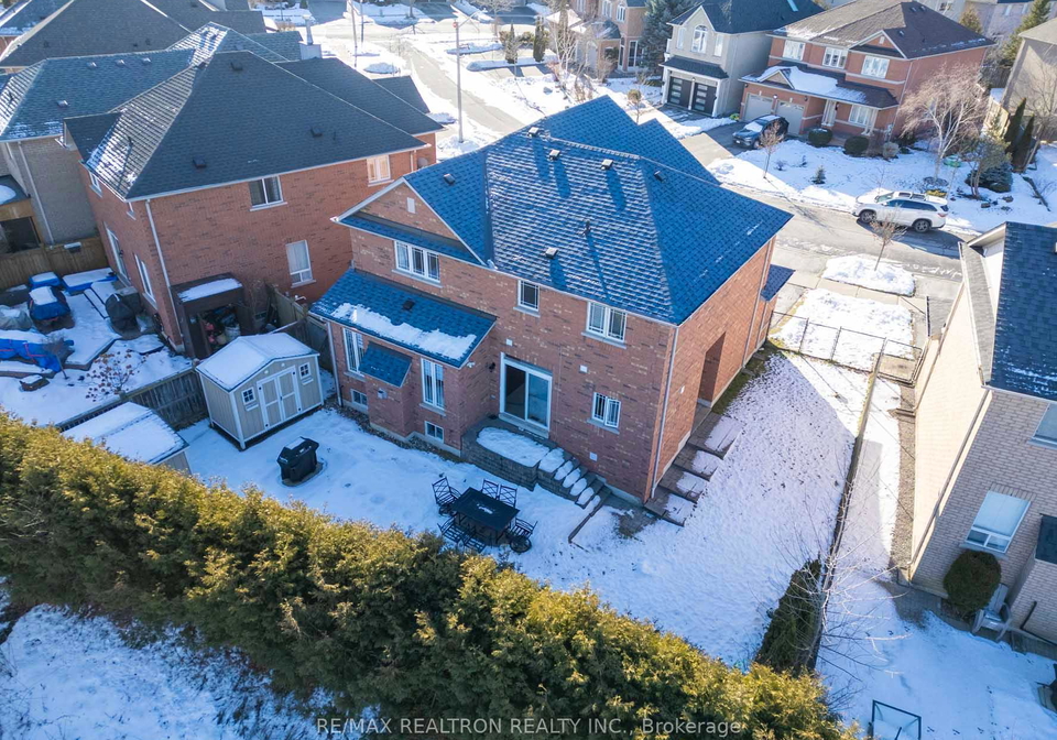18-pegasus-drive-richmond-hill-ontario-n12650026