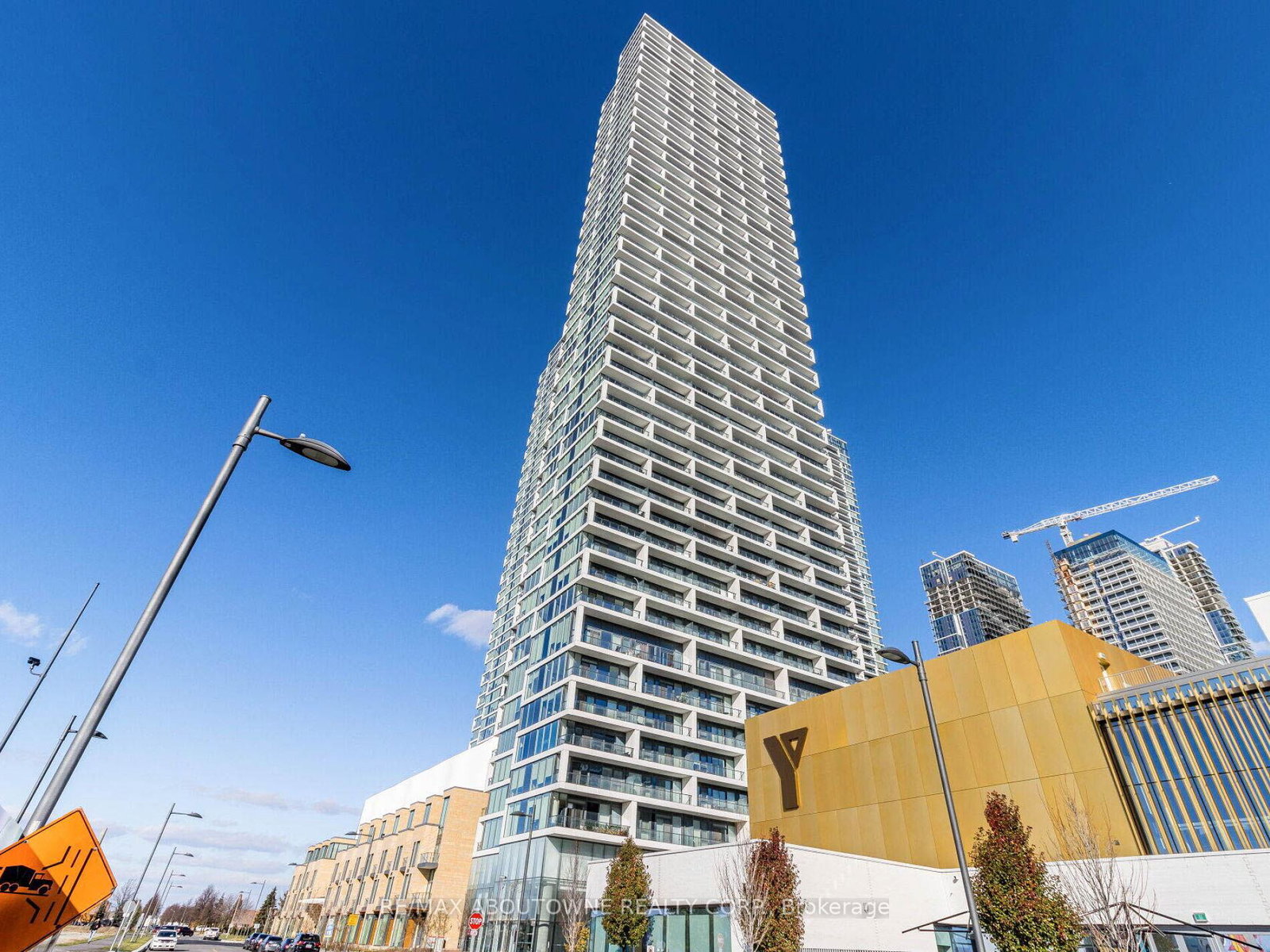 5-buttermill-avenue-vaughan-ontario-n12650436